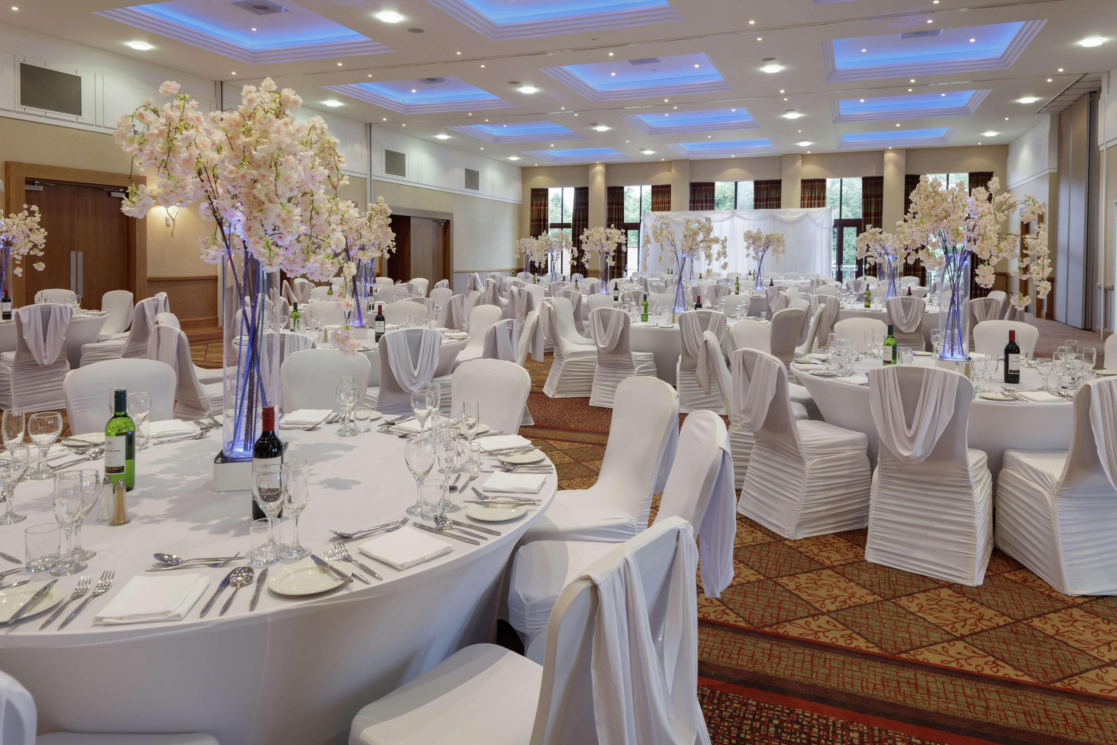 Glasgow Westerwood Hotel, Spa & Golf Resort Cumbernauld Exterior photo