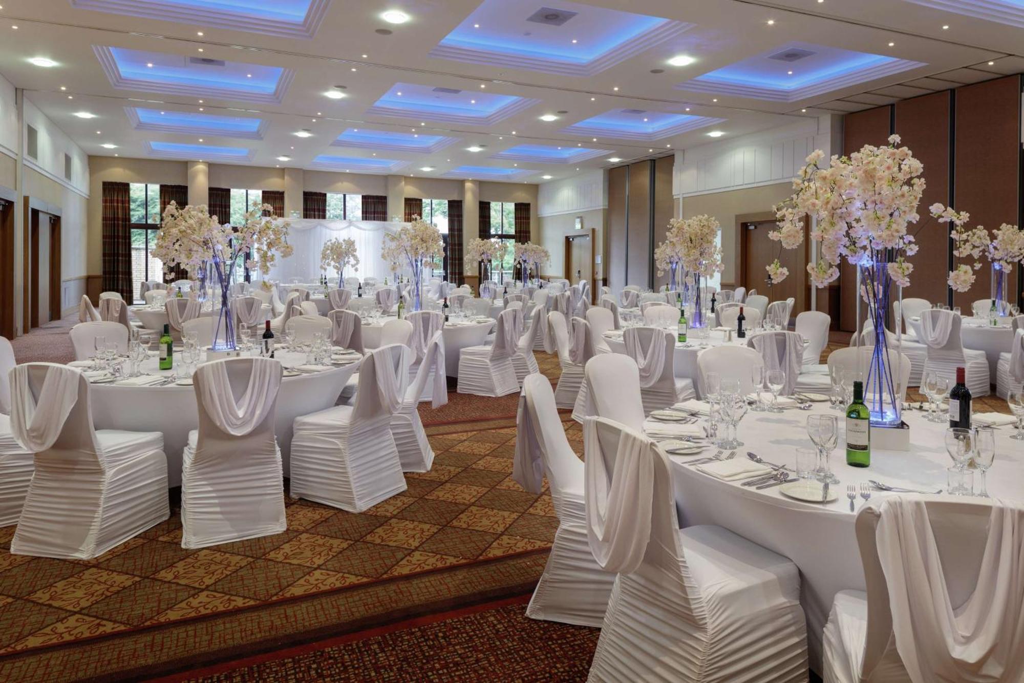 Glasgow Westerwood Hotel, Spa & Golf Resort Cumbernauld Exterior photo