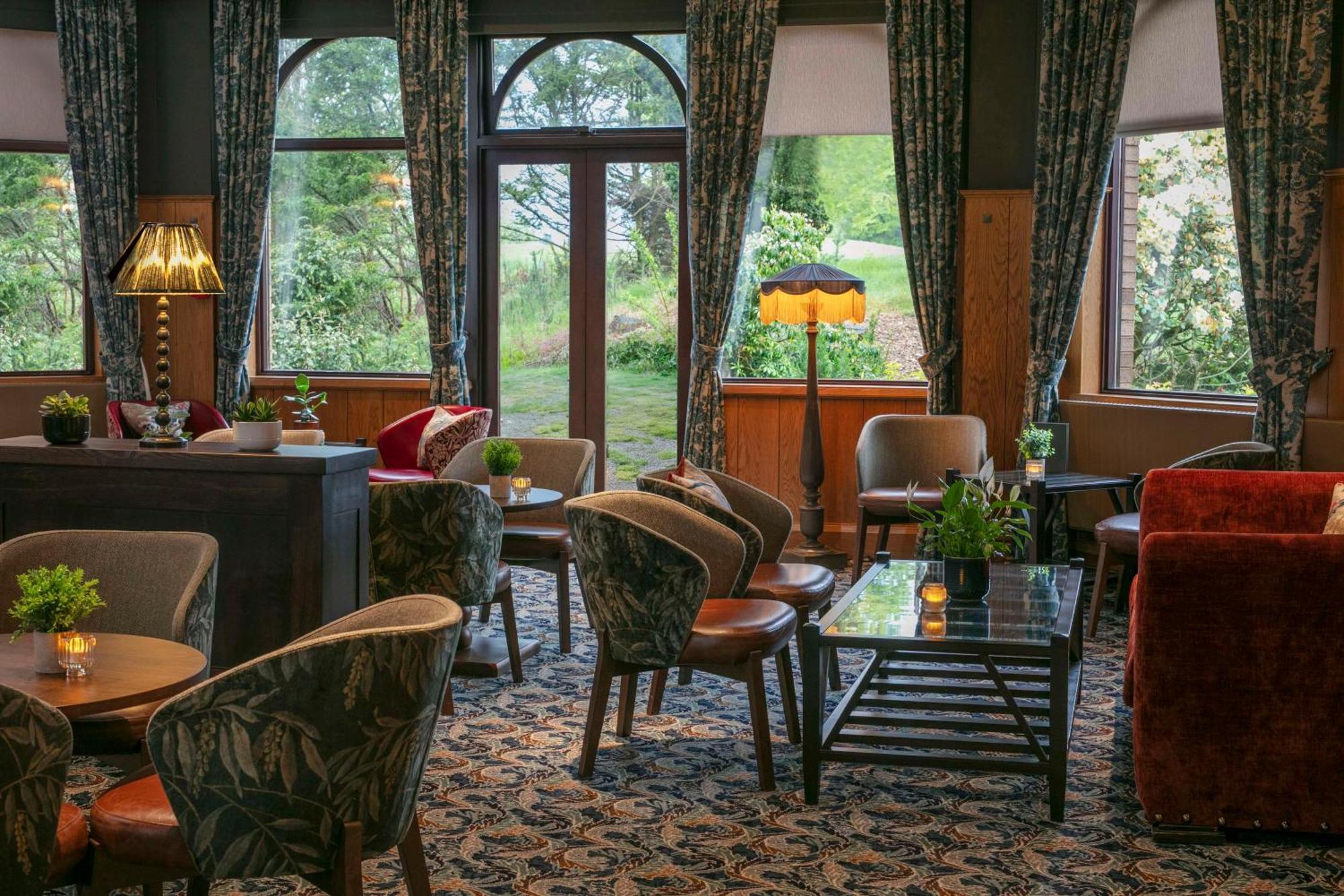 Glasgow Westerwood Hotel, Spa & Golf Resort Cumbernauld Exterior photo